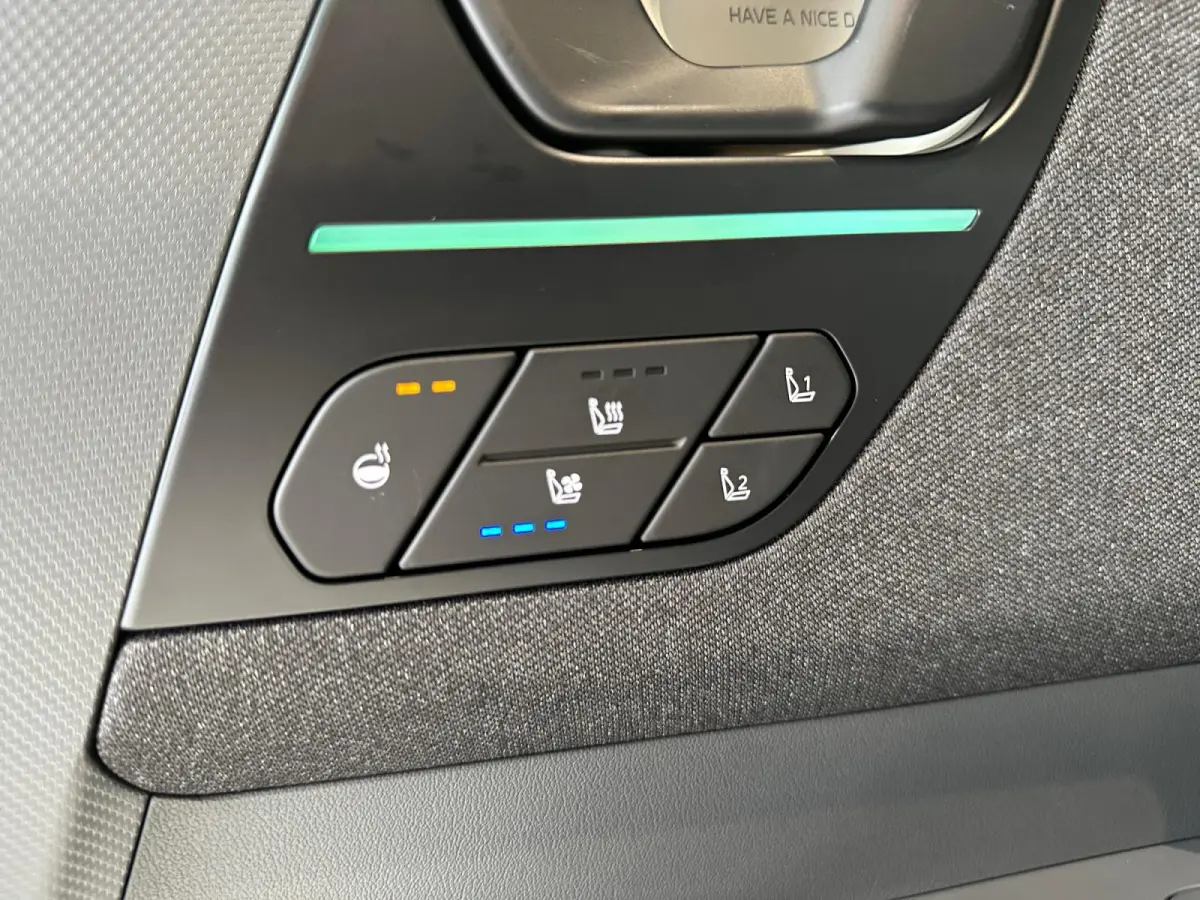 GT-line 61 kwh | Enkele op voorraad | Nu 3000,- inruilkorting | Panorama dak | Geheugen stoelen | Stoelventilatie/Verwarming | 418 km actieradius |