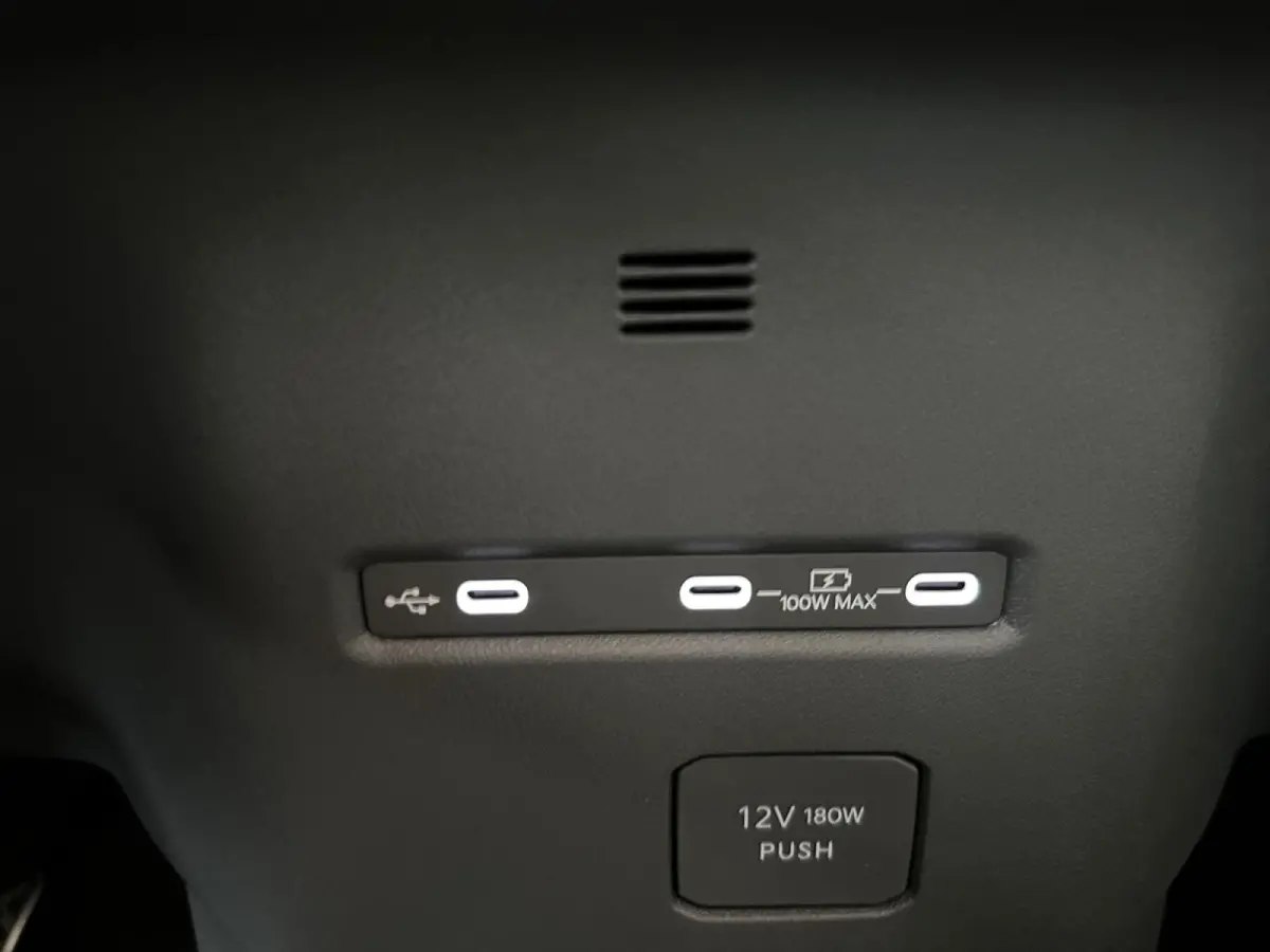 GT-line 61 kwh | Enkele op voorraad | Nu 3000,- inruilkorting | Panorama dak | Geheugen stoelen | Stoelventilatie/Verwarming | 418 km actieradius |