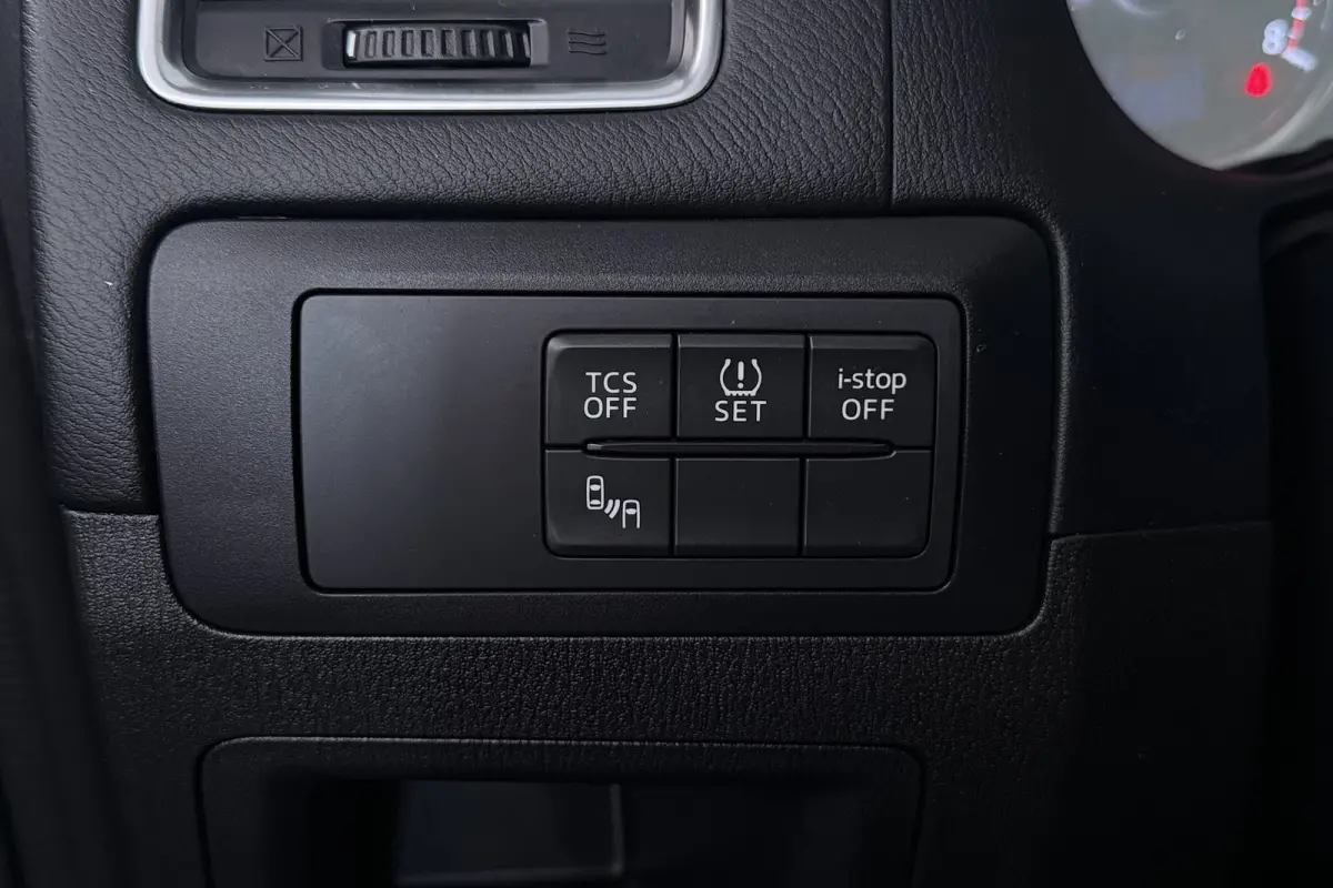 2.0 SkyActiv-G 165 Skylease GT 2WD (BOSE, TREKHAAK, NAVIGATIE, STOELVERWARMING, LEDER)
