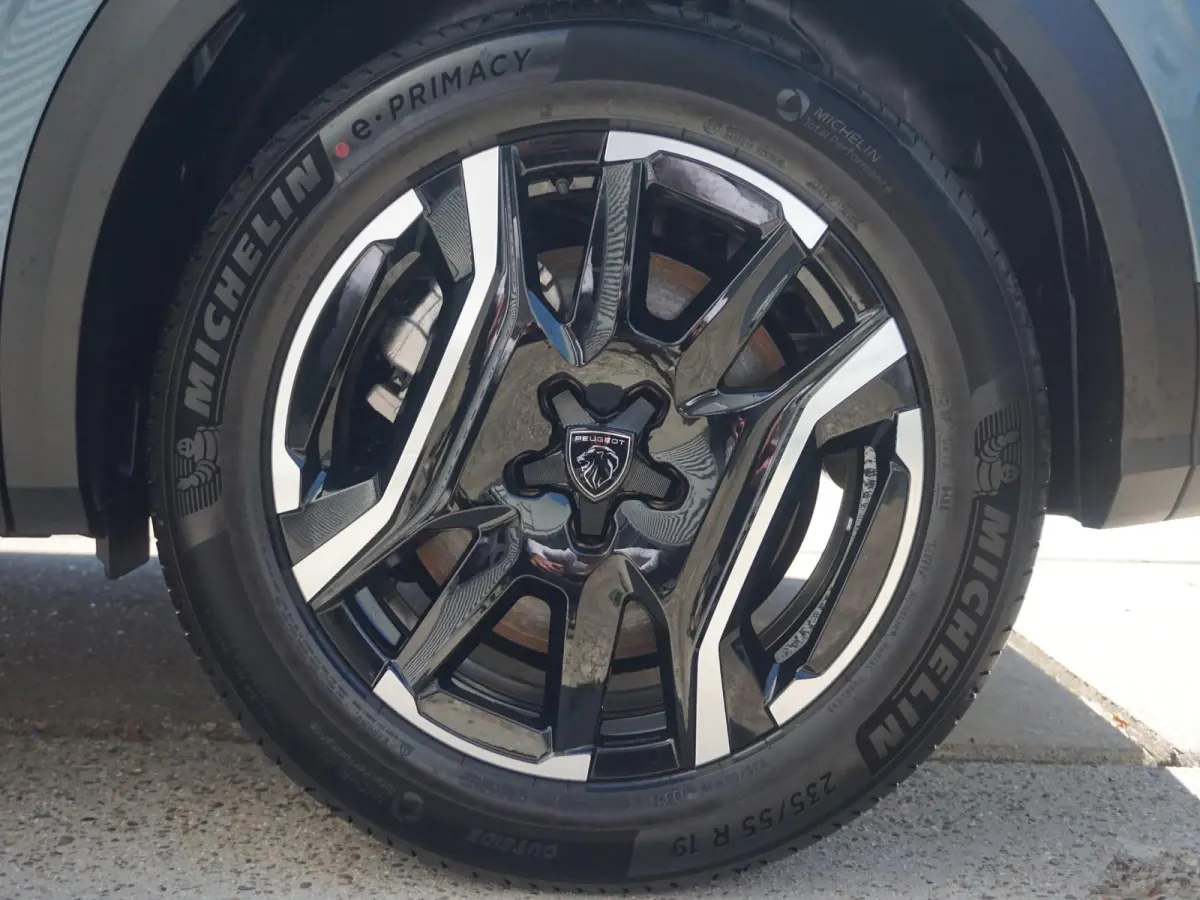 1.6 plug-in Hybrid 225 Allure