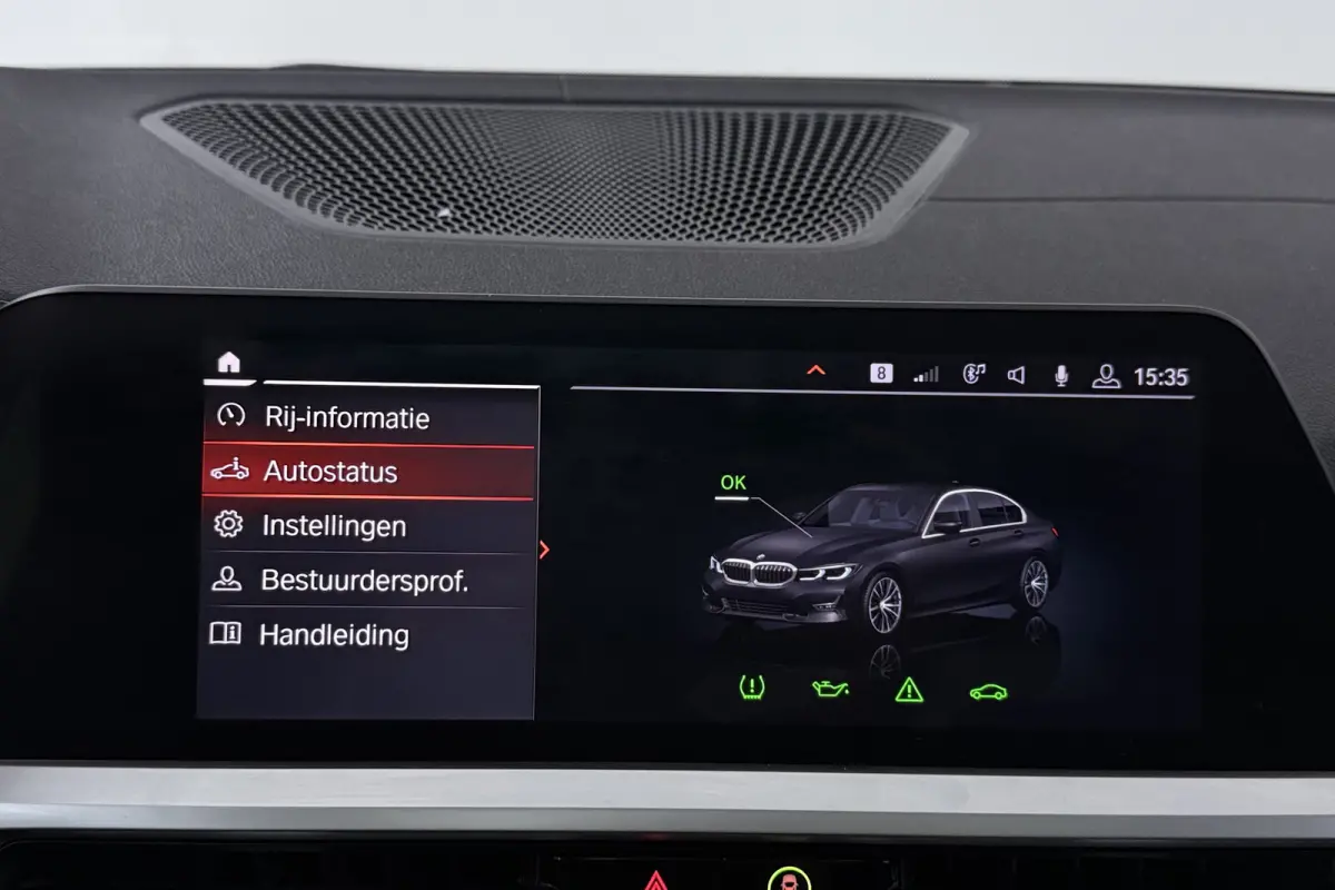 320i High Executive (PANORAMADAK, DEALER ONDERHOUDEN, STUUR-/STOELVERWARMING, SFEERVERLICHTING)