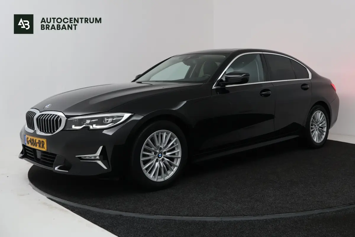 320i High Executive (PANORAMADAK, DEALER ONDERHOUDEN, STUUR-/STOELVERWARMING, SFEERVERLICHTING)