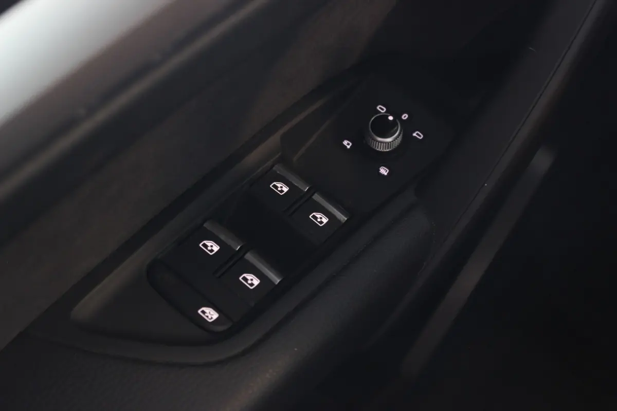 35 TDI Quattro S-Line Edition Trekhaak | Virtual Cockpit | Pano | Camera | Alcantara | LED Matrix | Privacy glass | Carplay | 19" LMV | PDC V+A