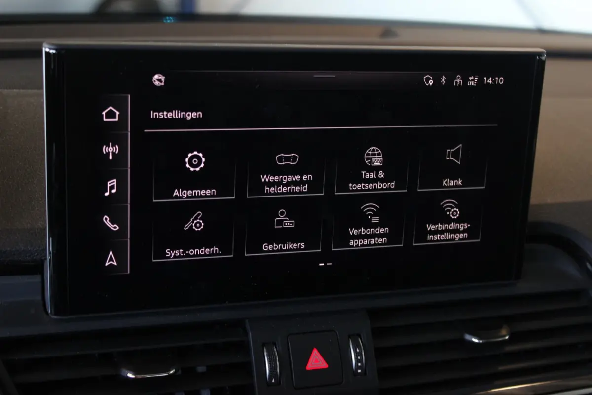 35 TDI Quattro S-Line Edition Trekhaak | Virtual Cockpit | Pano | Camera | Alcantara | LED Matrix | Privacy glass | Carplay | 19" LMV | PDC V+A