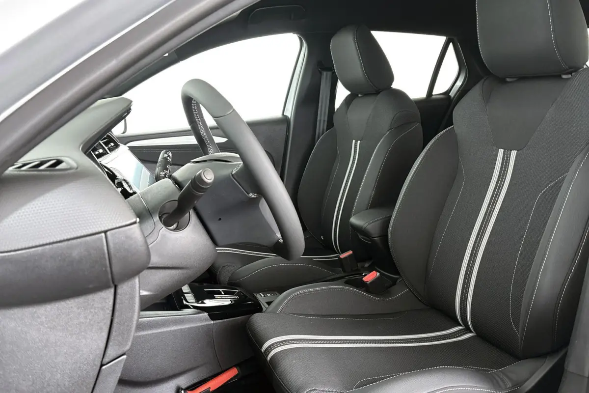 1.2 Turbo Hybrid GS Voorraad voordeel / 2+6 Jaar Garantie