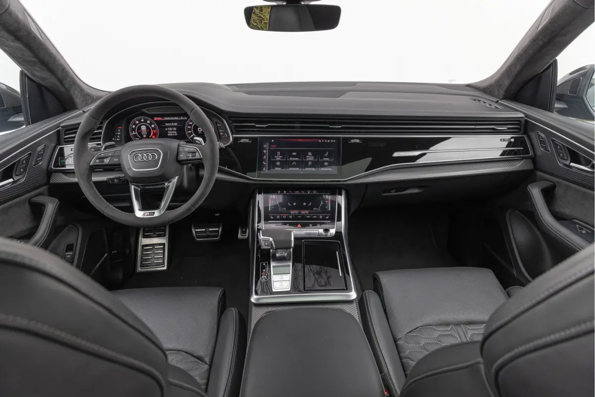 RSQ8 4.0 TFSI 600pk Quattro Pano Keramisch Trekhaak HuD Dynamic Plus Carbon
