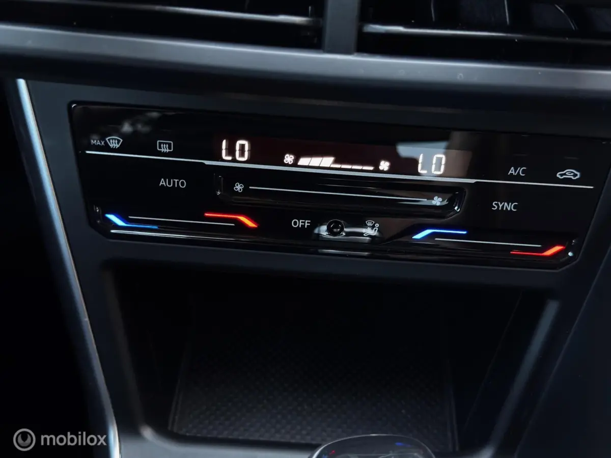 1.0 TSI Life Business IAPPLE CARI DSG|Camera