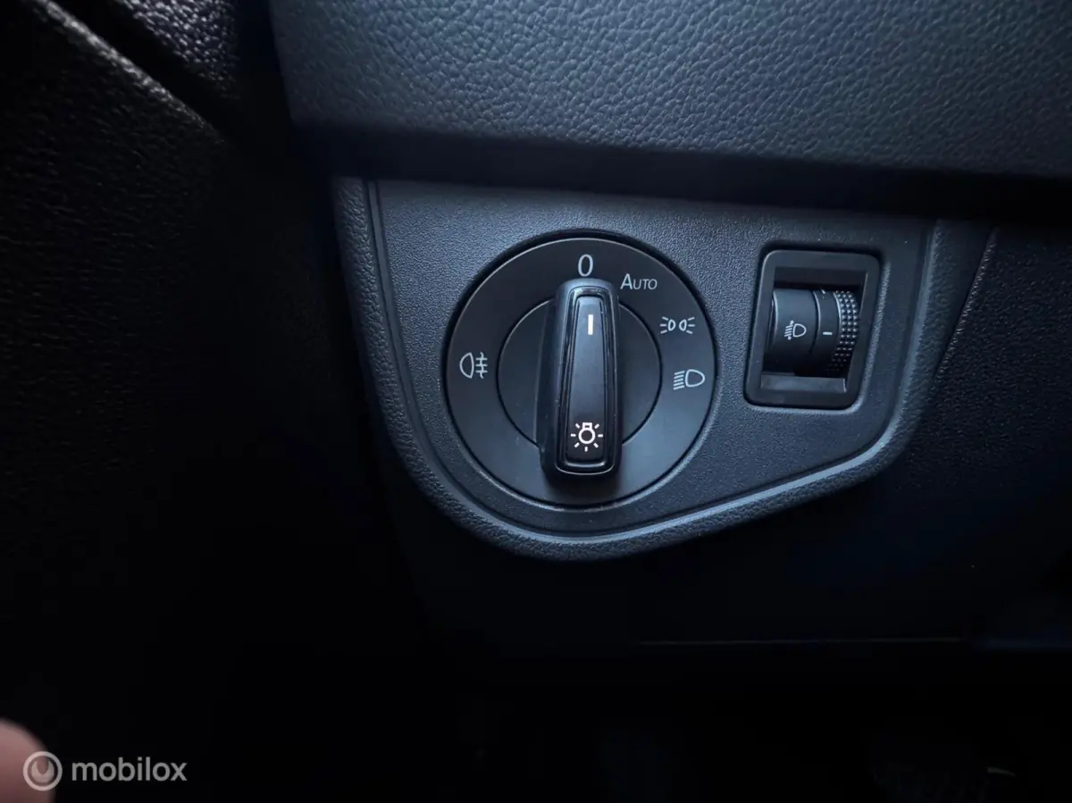1.0 TSI Life Business IAPPLE CARI DSG|Camera
