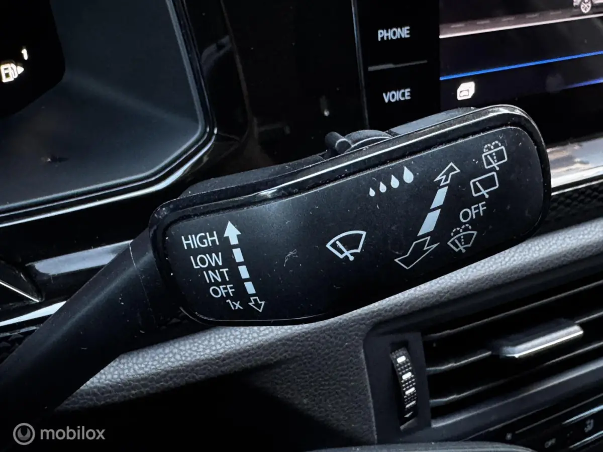 1.0 TSI Life Business IAPPLE CARI DSG|Camera