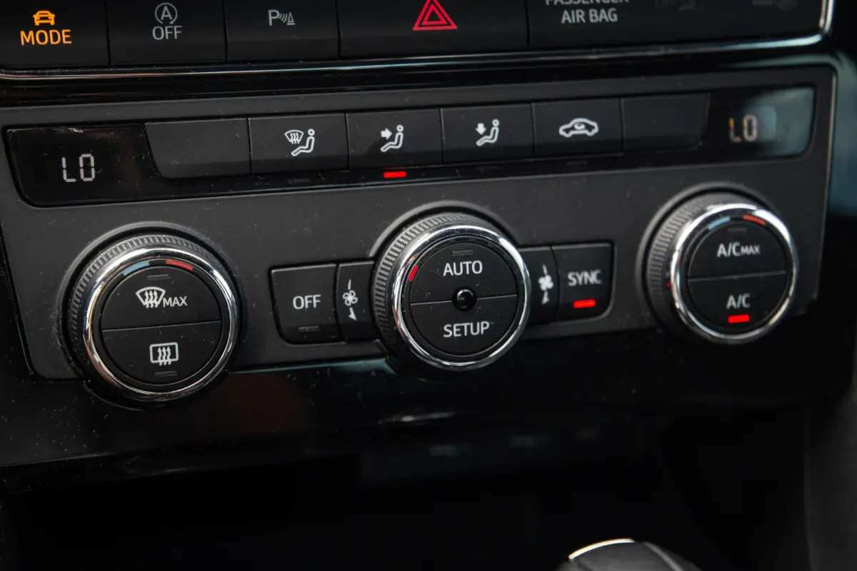 1.4 EcoTSI FR Business Intense CARPLAY / CRUISE CONTROLE / PERFECT ONDERHOUDEN / AUTOMAAT