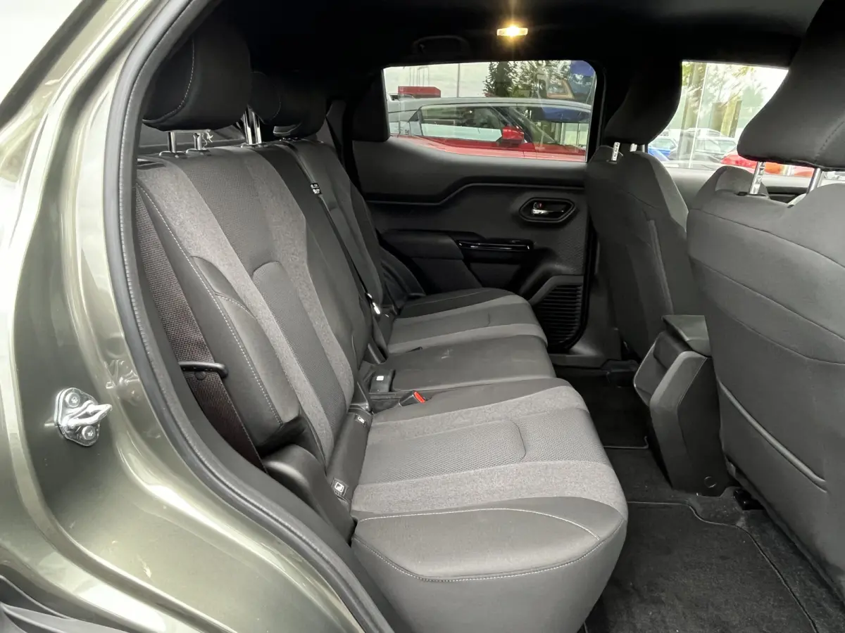Select 61 kWh | Meerdere kleuren beschikbaar | Direct uit voorraad leverbaar | Suzuki Safety System Pro | Keyless | Smart Entry & Start |
