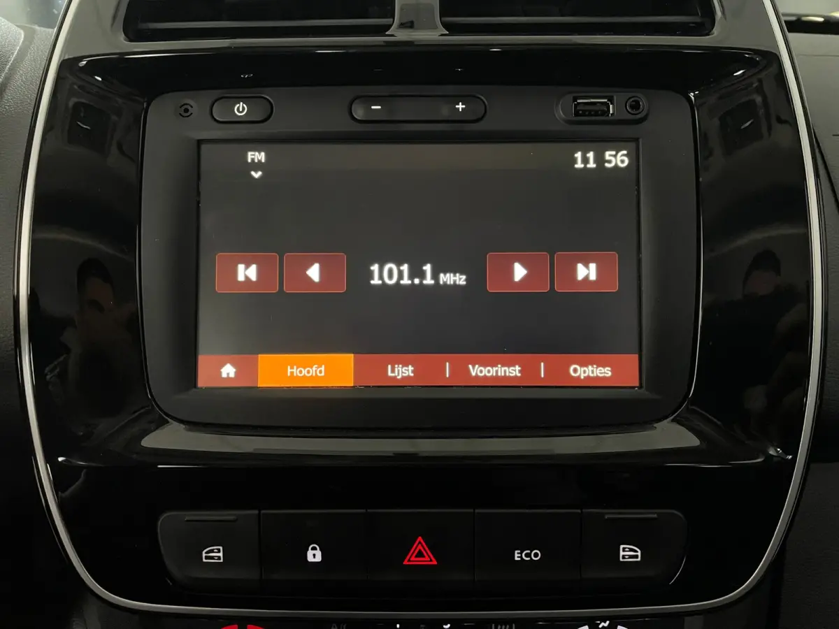 Expression SOH92% ORG NL DEALEROND EERSTE EIGENAAR CAMERA|LEER|CRUISE|RADIO|ELEK.RAMEN|SPRAAKHERKENNING|