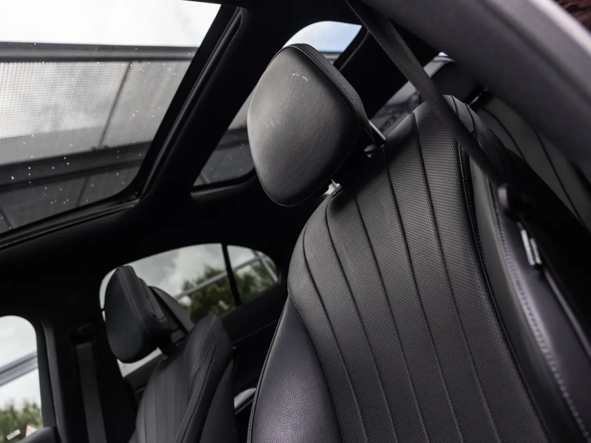 400 e 4MATIC Exclusive Line | PANORAMADAK | SOFT CLOSE | AIR BODY CONTROL | ACHTERAS BESTURING | MBUX SUPERSCREEN | BURMESTER | 20 INCH MULTISPAAK | MEMORY | WINTERPAKKET | LEDER PAKKET | NL
