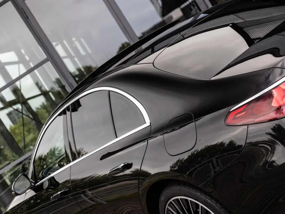 400 e 4MATIC Exclusive Line | PANORAMADAK | SOFT CLOSE | AIR BODY CONTROL | ACHTERAS BESTURING | MBUX SUPERSCREEN | BURMESTER | 20 INCH MULTISPAAK | MEMORY | WINTERPAKKET | LEDER PAKKET | NL