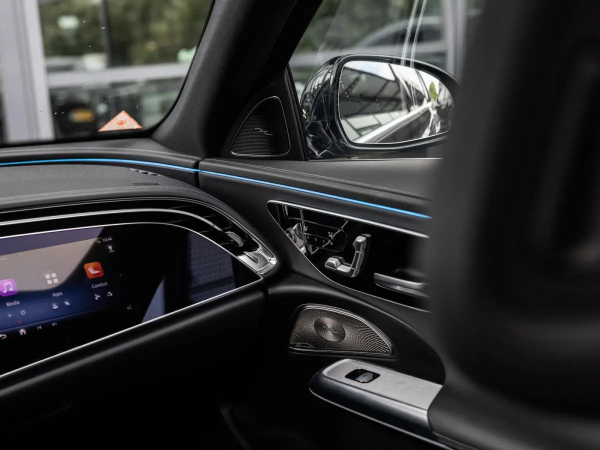 400 e 4MATIC Exclusive Line | PANORAMADAK | SOFT CLOSE | AIR BODY CONTROL | ACHTERAS BESTURING | MBUX SUPERSCREEN | BURMESTER | 20 INCH MULTISPAAK | MEMORY | WINTERPAKKET | LEDER PAKKET | NL