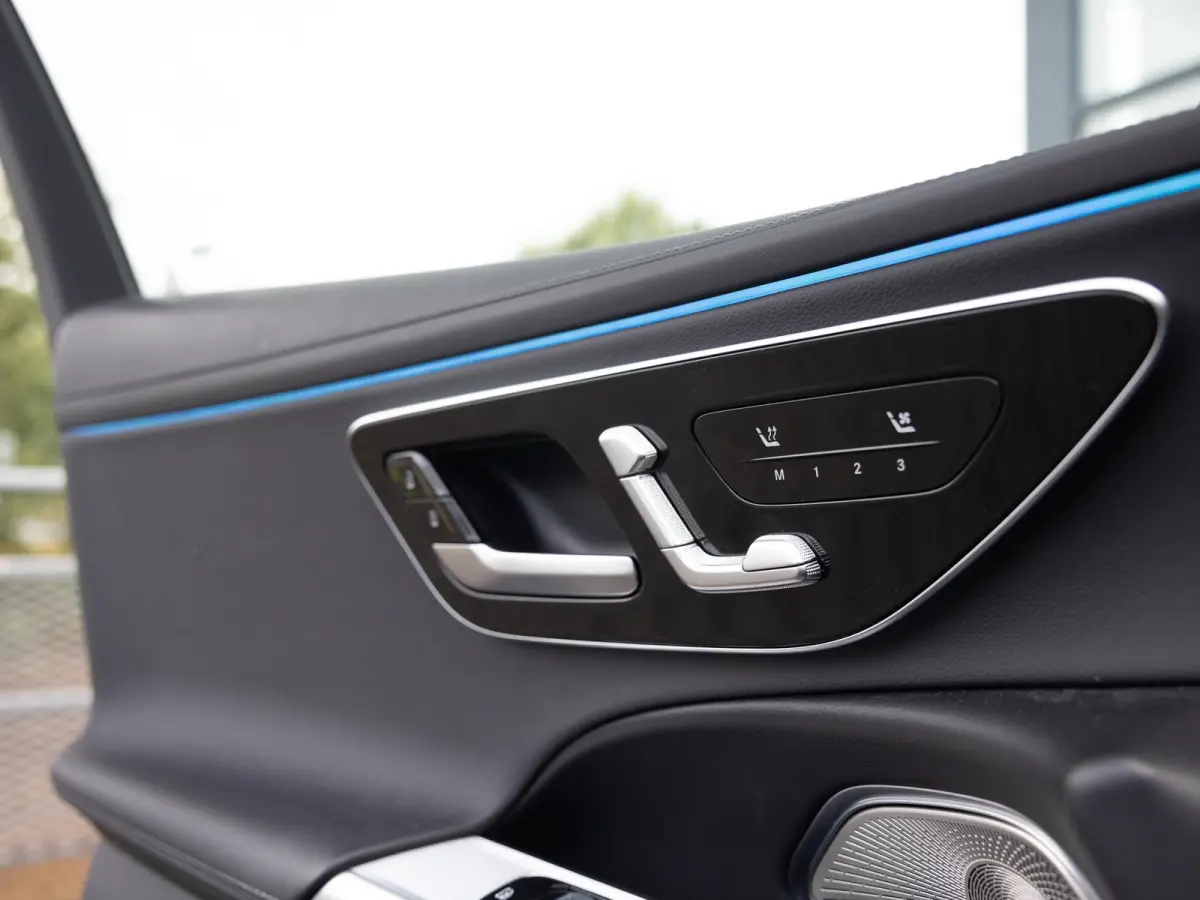400 e 4MATIC Exclusive Line | PANORAMADAK | SOFT CLOSE | AIR BODY CONTROL | ACHTERAS BESTURING | MBUX SUPERSCREEN | BURMESTER | 20 INCH MULTISPAAK | MEMORY | WINTERPAKKET | LEDER PAKKET | NL