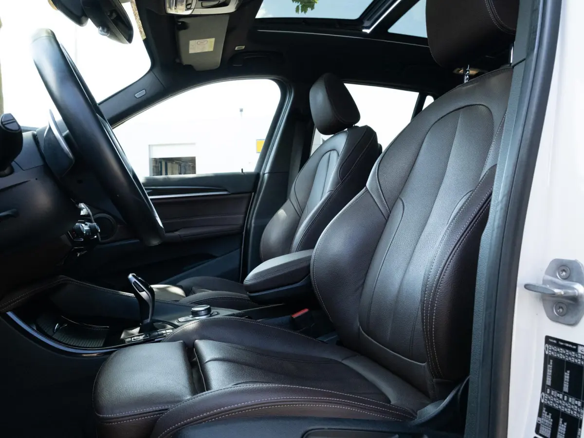 xDrive25i M-Sport|Pano|Trekhaak|Keyless|Dealerond