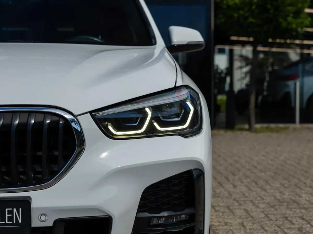 xDrive25i M-Sport|Pano|Trekhaak|Keyless|Dealerond