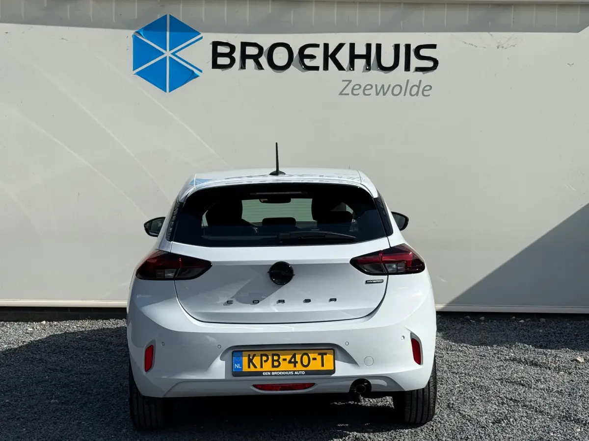 1.2 110PK Turbo Hybrid Edition AUT | AIRCO| PARKEERSENSOREN V&A| APPLE CARPLAY/ANDROID AUTO| CRUISE CONTROL| TOT 8 JAAR GARANTIE!!