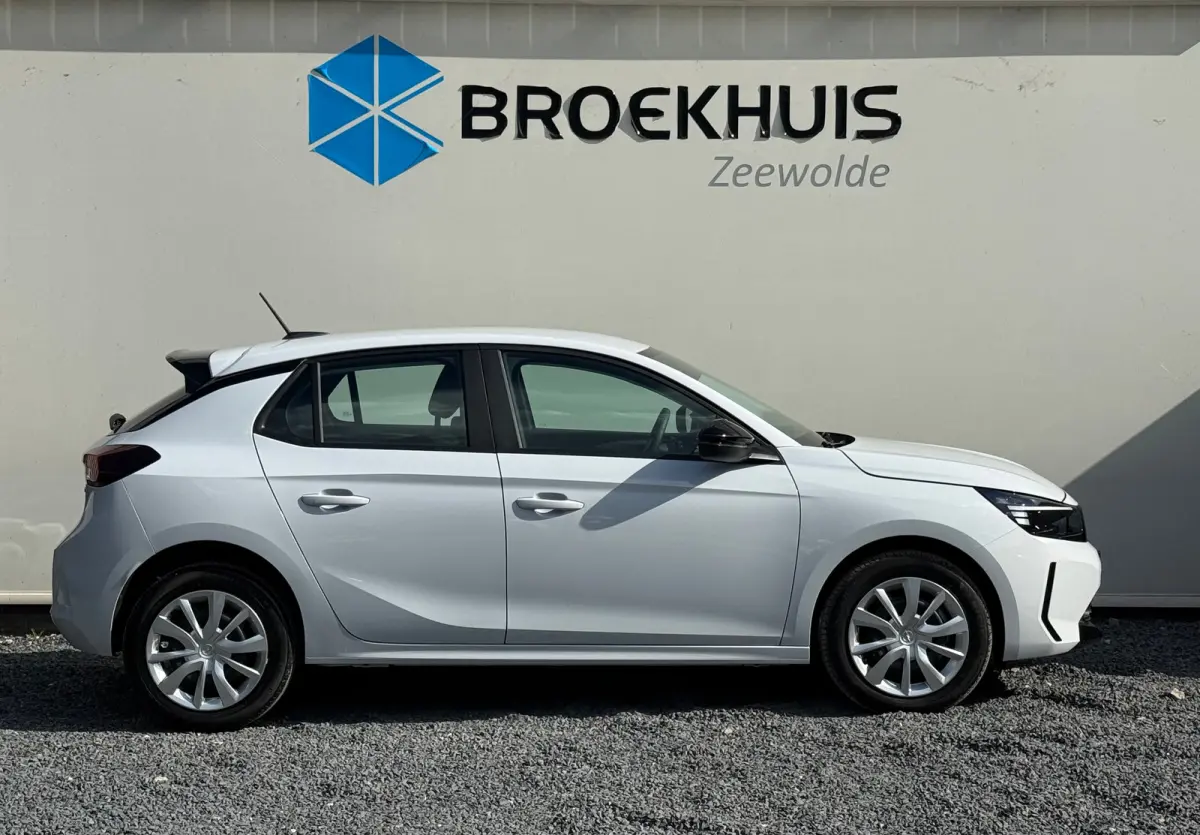 1.2 110PK Turbo Hybrid Edition AUT | AIRCO| PARKEERSENSOREN V&A| APPLE CARPLAY/ANDROID AUTO| CRUISE CONTROL| TOT 8 JAAR GARANTIE!!