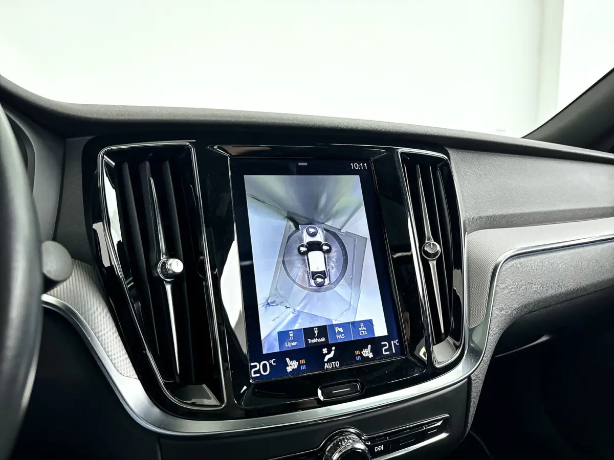 T6 AWD Twin Engine R-Design | Panoramadak | 360° camera | Harman Kardon | Head-up display | Stoel- en Stuurverwarming | Stoelventilatie | Trekhaak