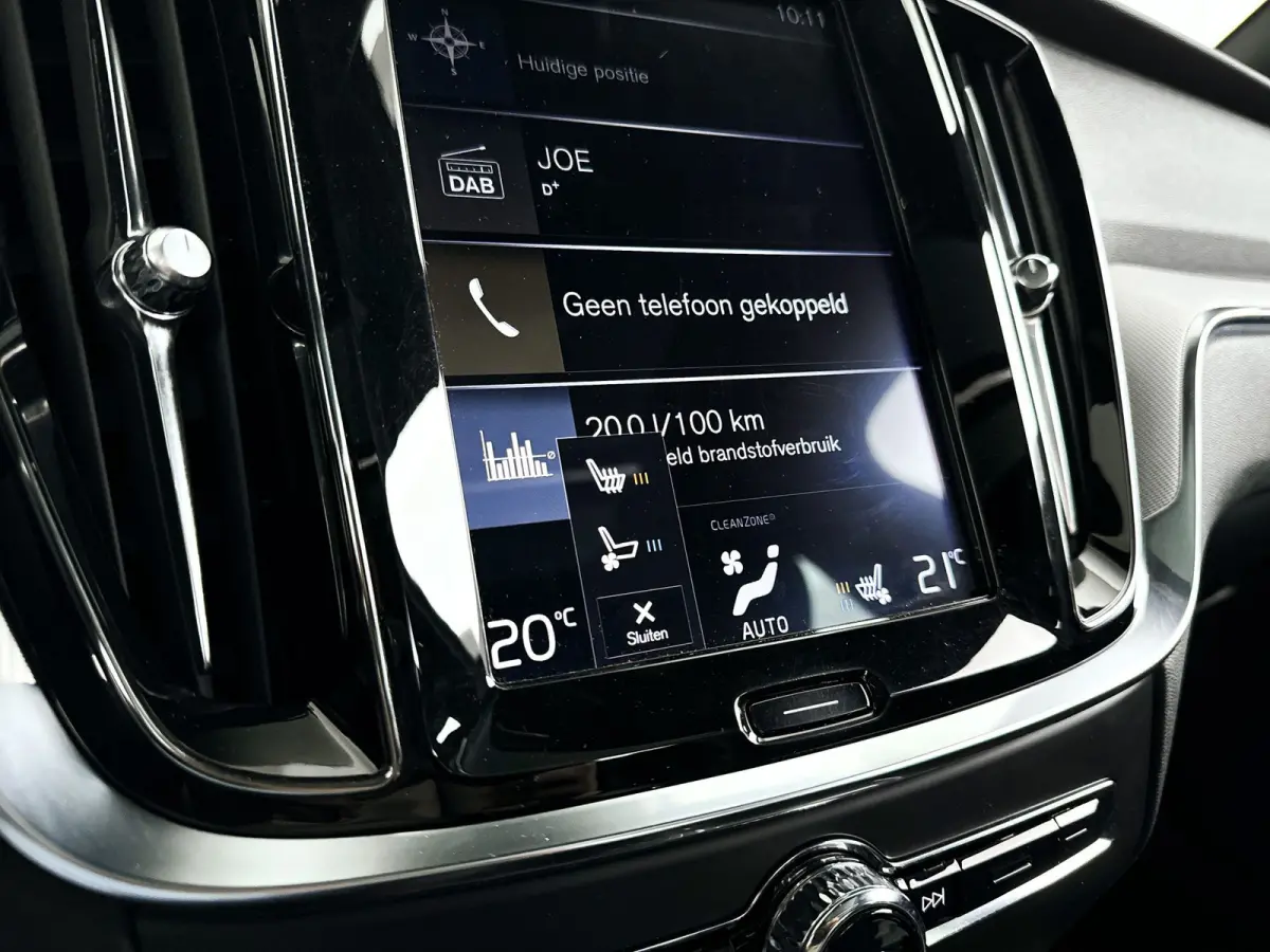 T6 AWD Twin Engine R-Design | Panoramadak | 360° camera | Harman Kardon | Head-up display | Stoel- en Stuurverwarming | Stoelventilatie | Trekhaak
