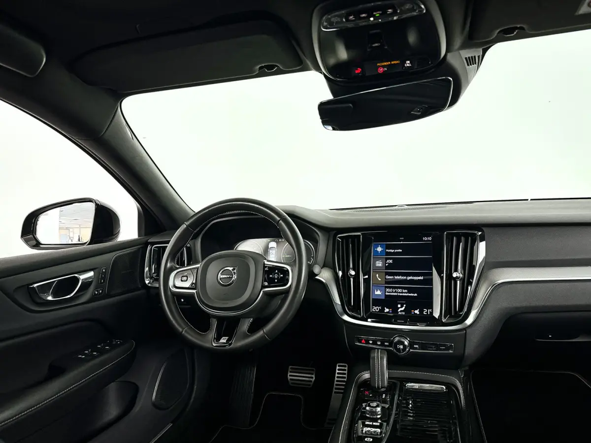 T6 AWD Twin Engine R-Design | Panoramadak | 360° camera | Harman Kardon | Head-up display | Stoel- en Stuurverwarming | Stoelventilatie | Trekhaak