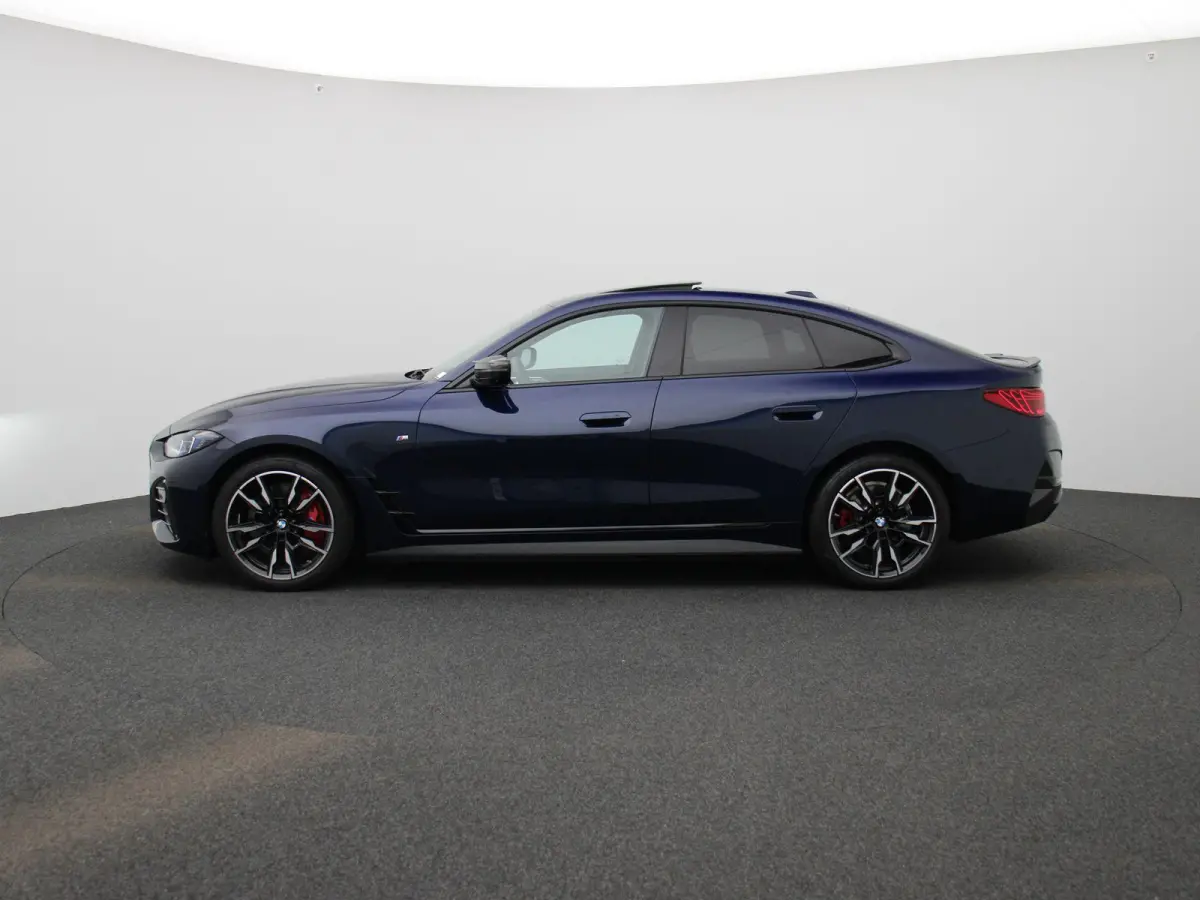 M50 | CARBON IN&EXTRIEUR | KEYLESS | 360 CAMERA | HARMAN EN KARDON | DRIVING ASSISTENT PRO | PANORAMKADAK | MEMORY STOELEN | HUD | SFEER VERLICHTING | TREKHAAK | STOEL EN STUUR VERVWARMING |