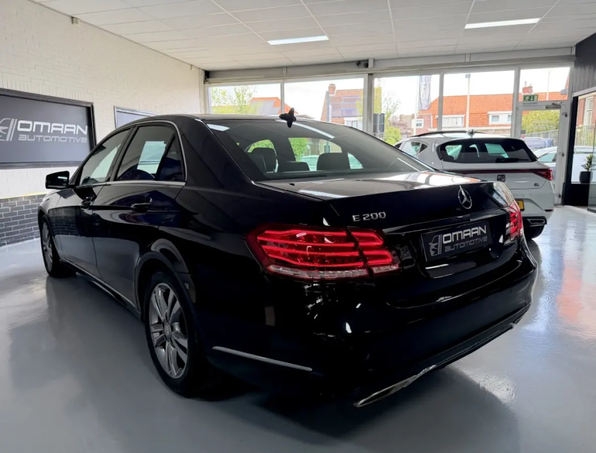 E 200 Ambition Avantgarde AUT 184PK Facelift
