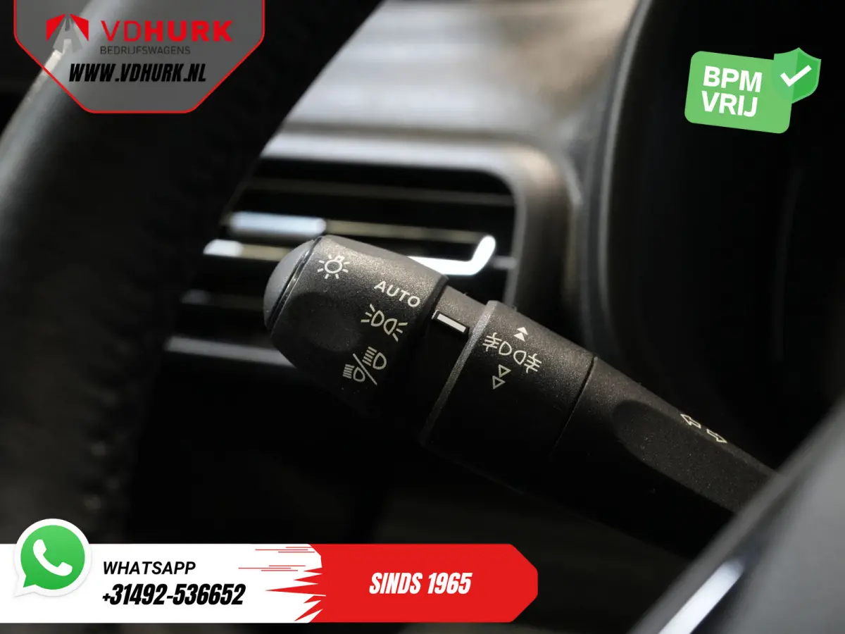 1.5 HDi 100 pk NL Auto/ Carplay/ Stoelverw./ Stuurverw./ Camera/ Cruise/ PDC/ Airco