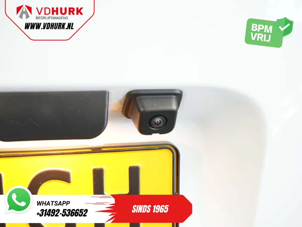 1.5 HDi 100 pk NL Auto/ Carplay/ Stoelverw./ Stuurverw./ Camera/ Cruise/ PDC/ Airco