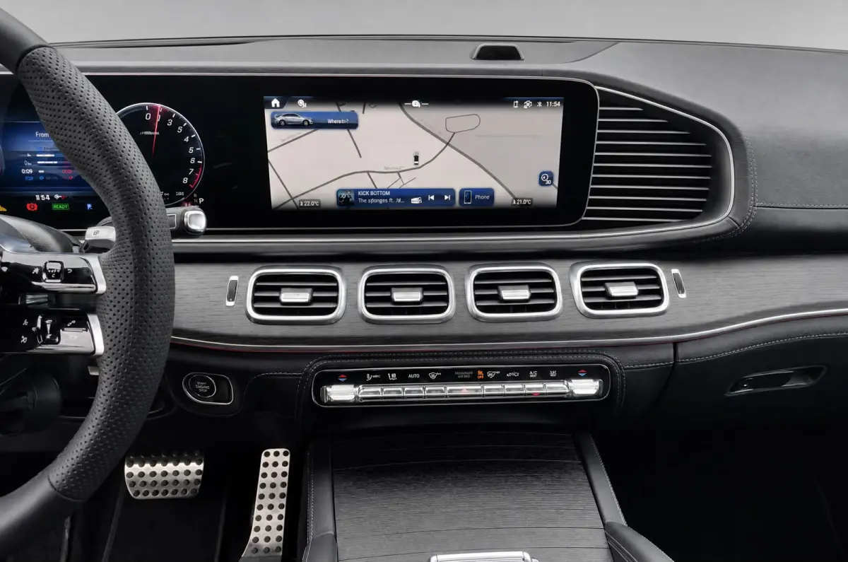 AMG 53 Hybrid 4MATIC+ Night Edition Premium Plus LUCHTVERING / TREKHAAK / BURMESTER / FULL BLACK