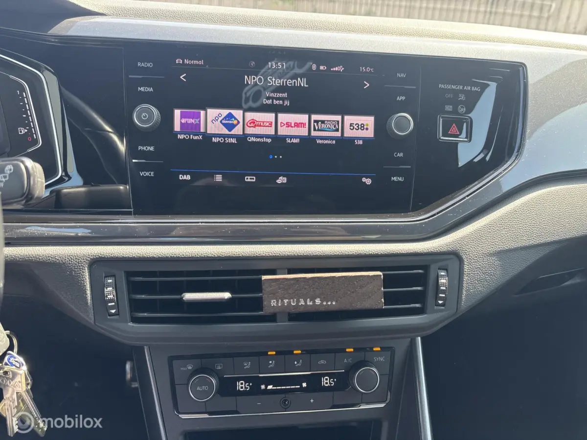 1.0 TSI R line 2019 zwart