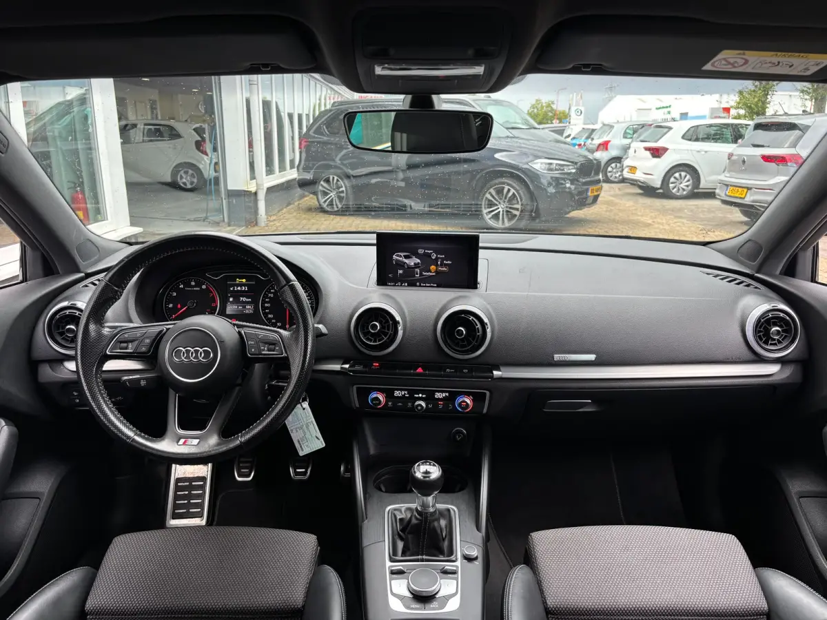 1.5 TFSI CoD Sport S Line Edition | Trekhaak | Sfeerverlichting | Parkeersensoren | Bluetooth