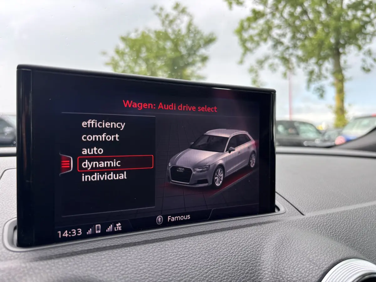 1.5 TFSI CoD Sport S Line Edition | Trekhaak | Sfeerverlichting | Parkeersensoren | Bluetooth