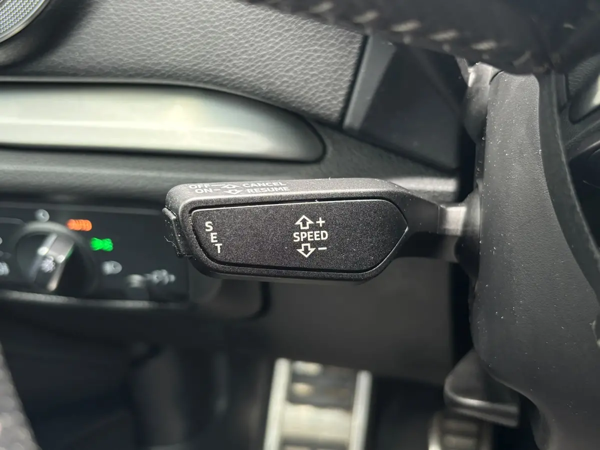 1.5 TFSI CoD Sport S Line Edition | Trekhaak | Sfeerverlichting | Parkeersensoren | Bluetooth