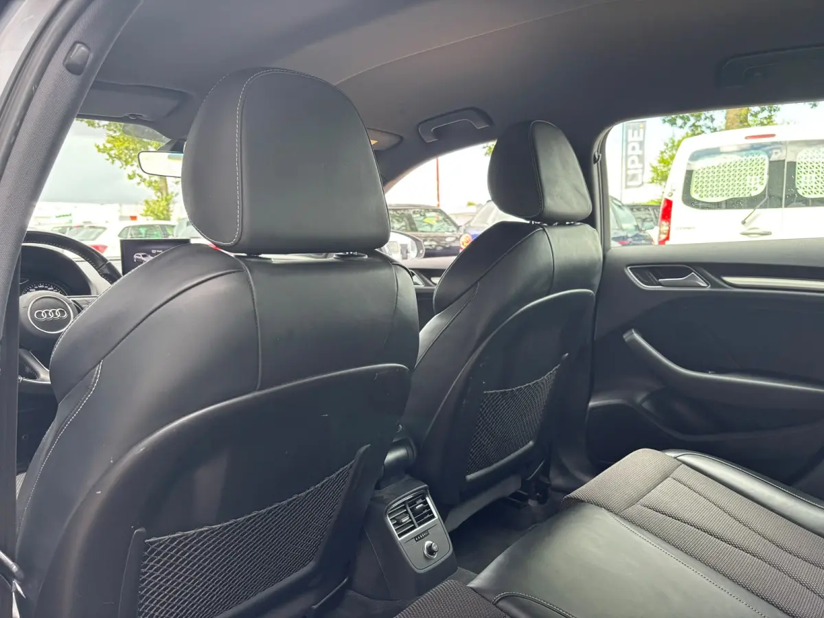 1.5 TFSI CoD Sport S Line Edition | Trekhaak | Sfeerverlichting | Parkeersensoren | Bluetooth
