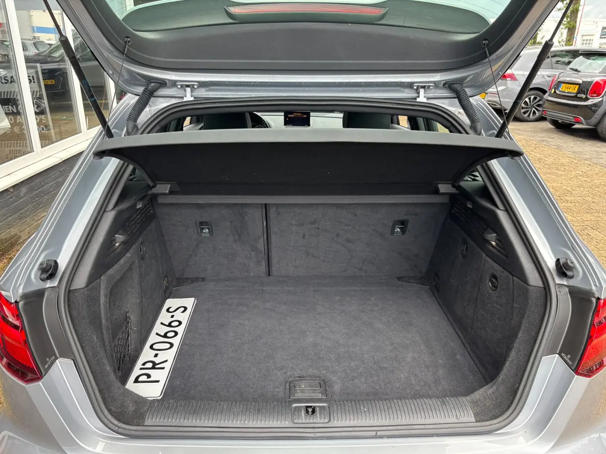 1.5 TFSI CoD Sport S Line Edition | Trekhaak | Sfeerverlichting | Parkeersensoren | Bluetooth