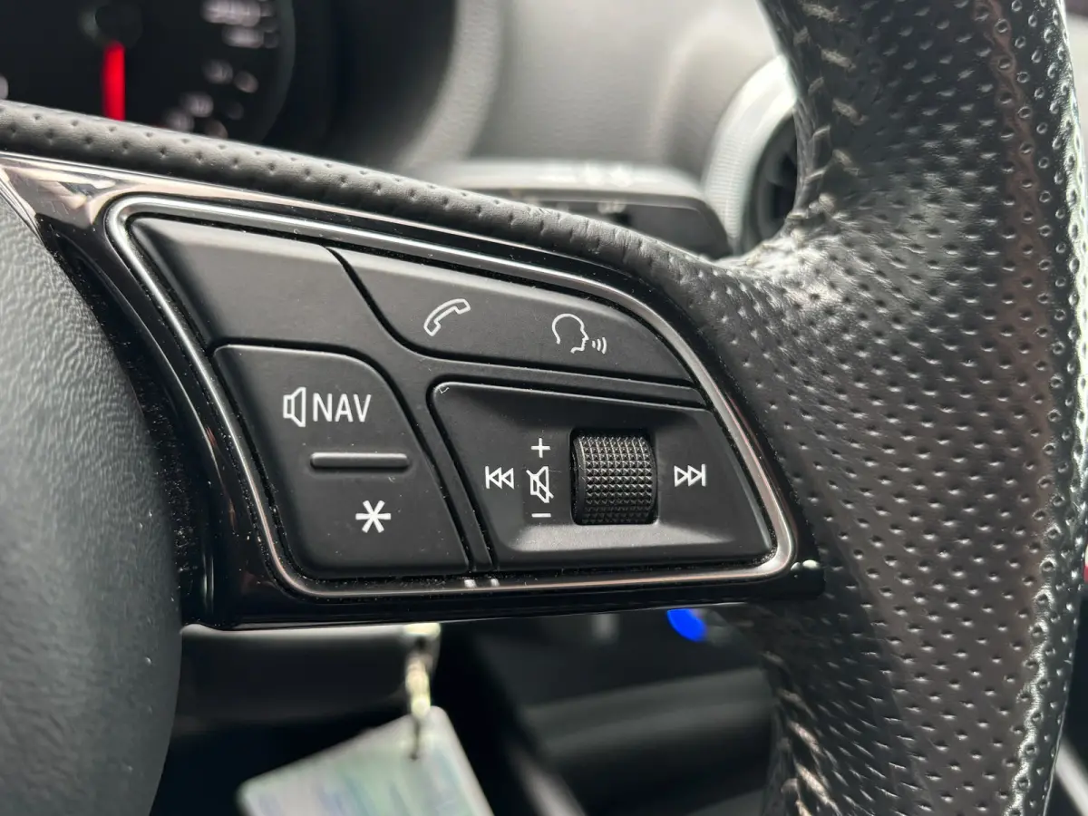 1.5 TFSI CoD Sport S Line Edition | Trekhaak | Sfeerverlichting | Parkeersensoren | Bluetooth