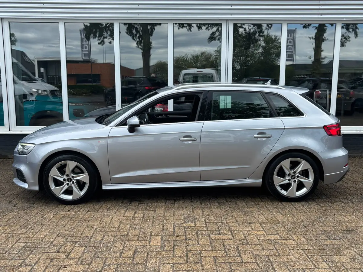 1.5 TFSI CoD Sport S Line Edition | Trekhaak | Sfeerverlichting | Parkeersensoren | Bluetooth