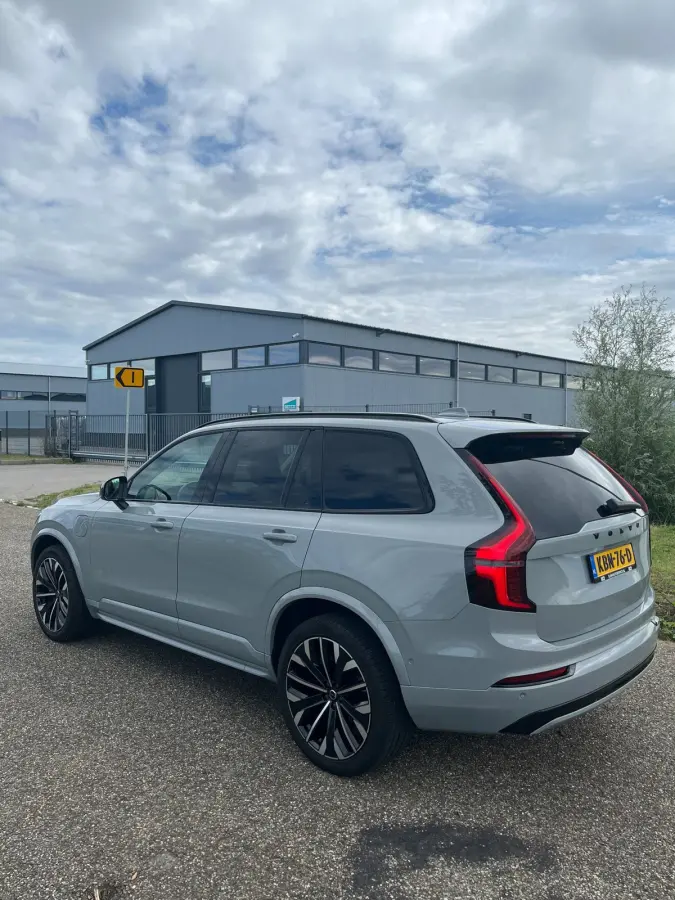 2.0 T8 Plug-in hybrid AWD Plus Bright |7 -zitter | Fabrieks garantie | Vapour Grey