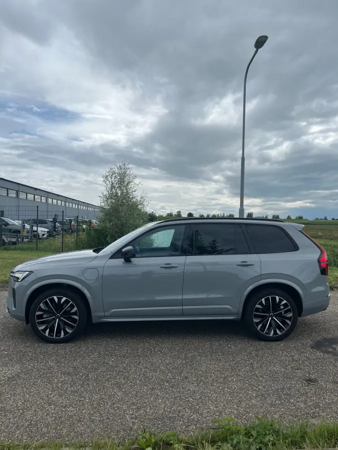 2.0 T8 Plug-in hybrid AWD Plus Bright |7 -zitter | Fabrieks garantie | Vapour Grey