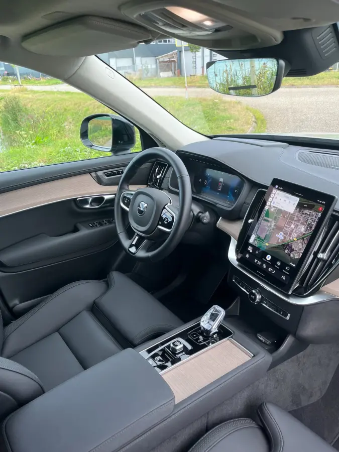 2.0 T8 Plug-in hybrid AWD Plus Bright |7 -zitter | Fabrieks garantie | Vapour Grey