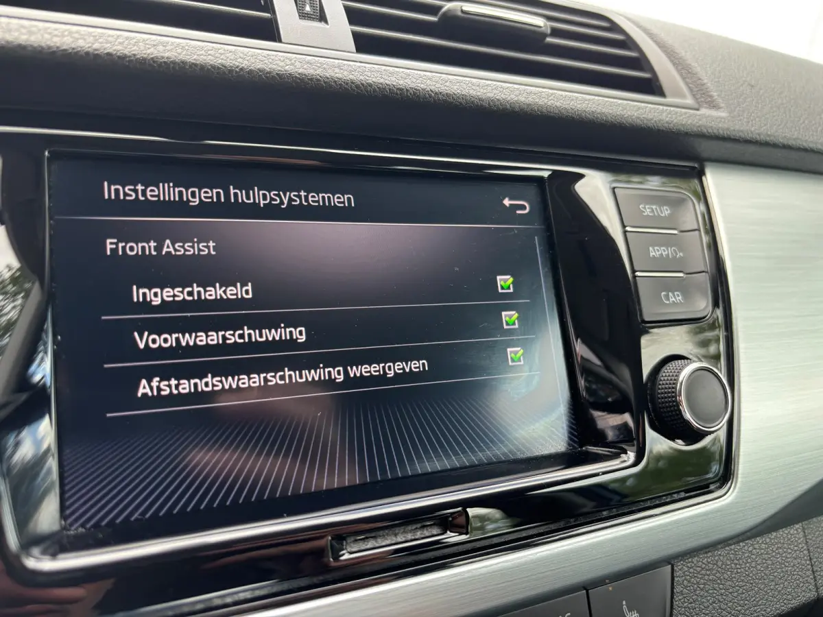 1.0 TSI Ambition | Stoelverwarming | Bluetooth | Cruise | Airco