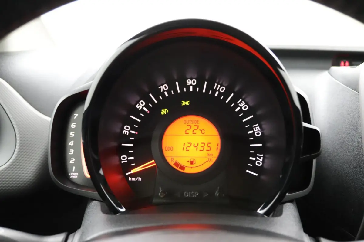 1.0 e-VTi Active | 5 Deurs | Airco |