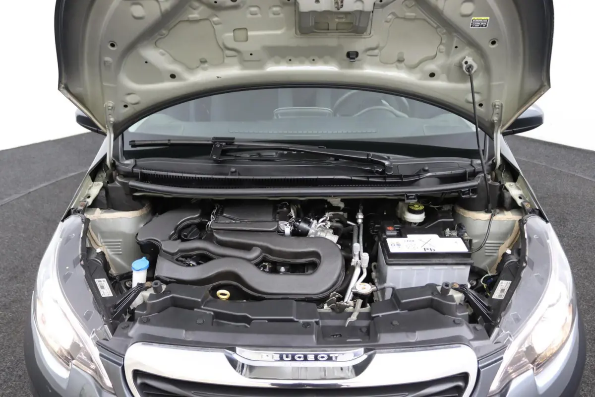 1.0 e-VTi Active | 5 Deurs | Airco |