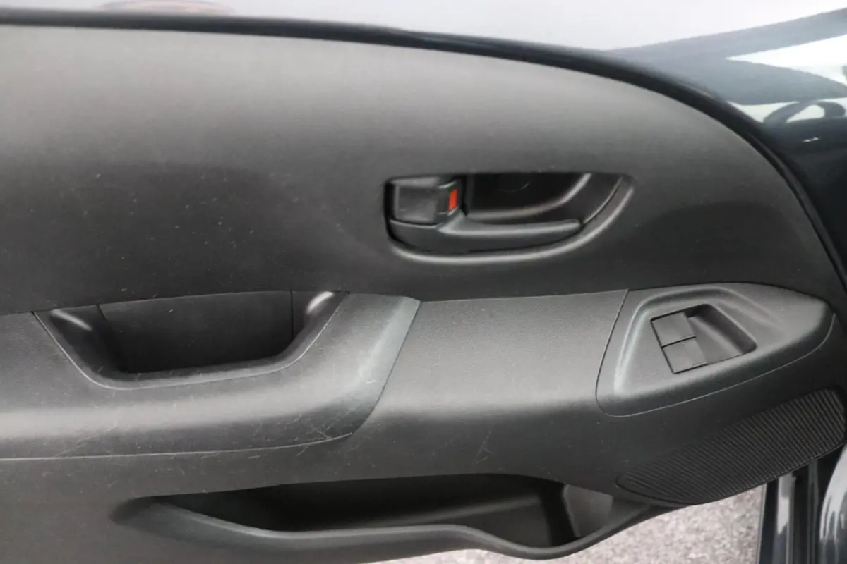 1.0 e-VTi Active | 5 Deurs | Airco |
