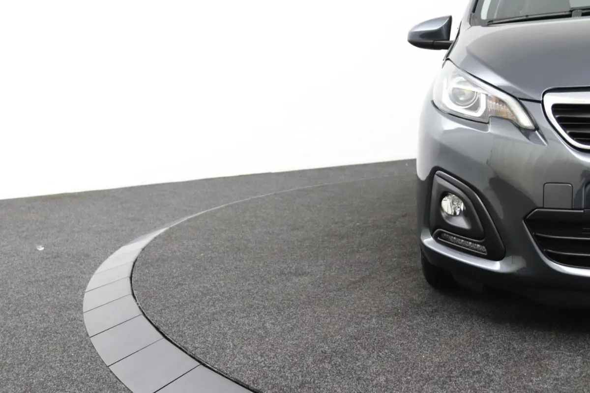1.0 e-VTi Active | 5 Deurs | Airco |