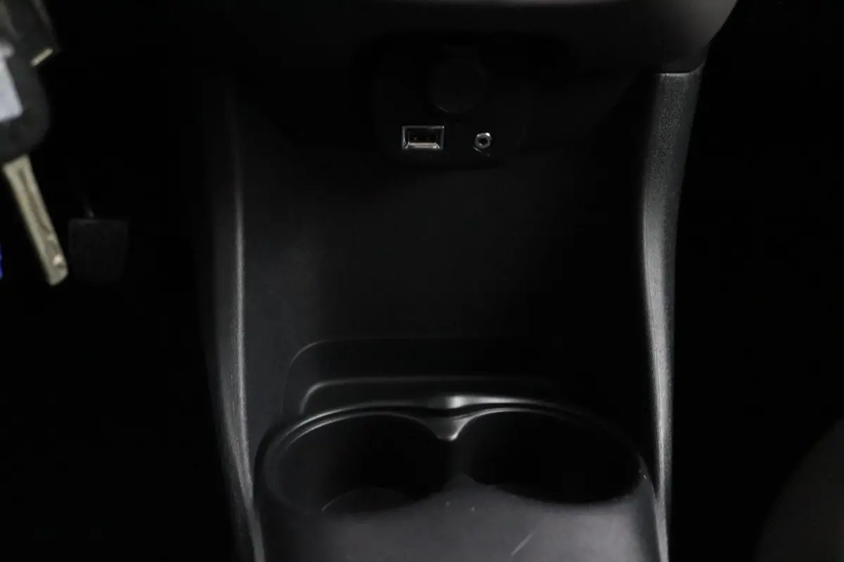 1.0 e-VTi Active | 5 Deurs | Airco |