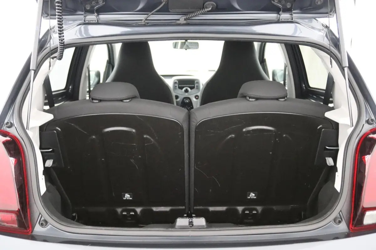 1.0 e-VTi Active | 5 Deurs | Airco |